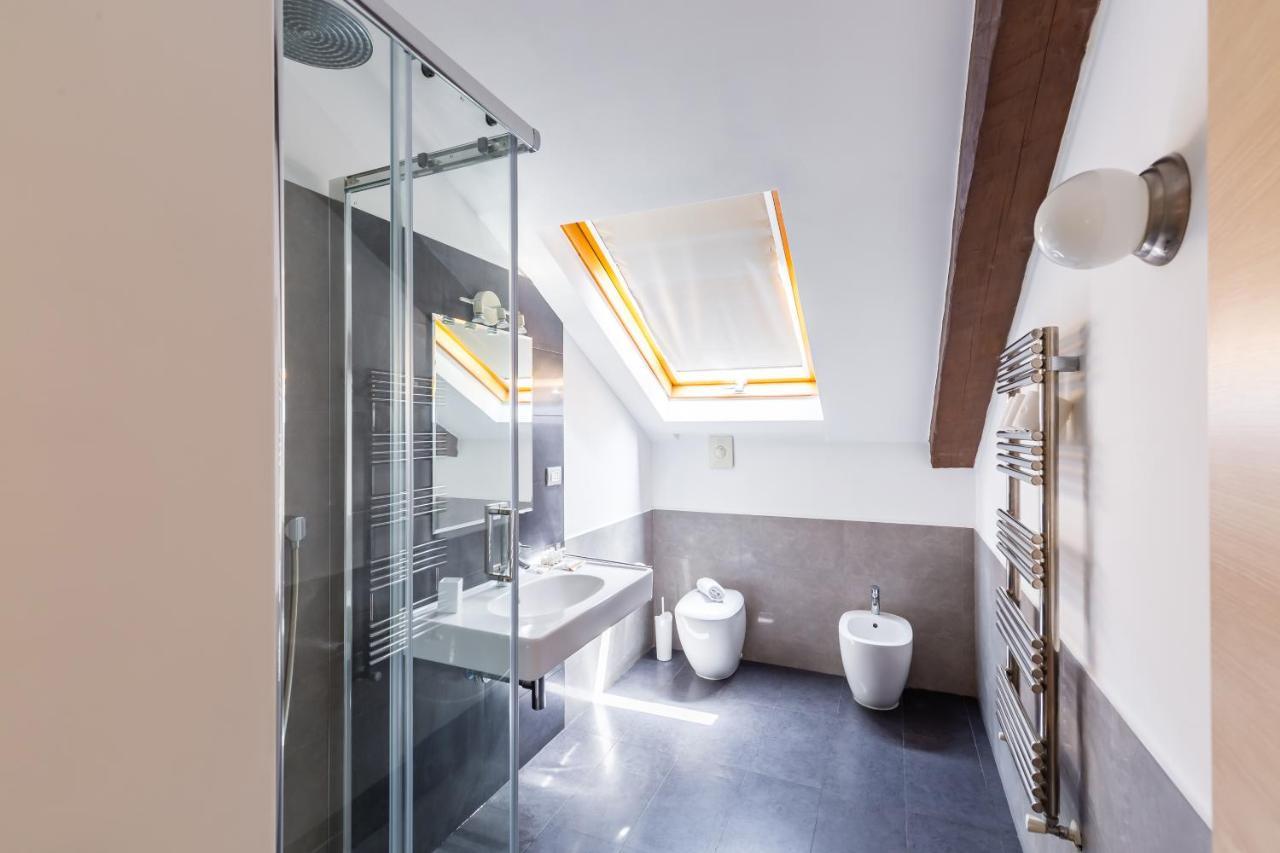 Attico Al Duomo By Napoliapartments מראה חיצוני תמונה